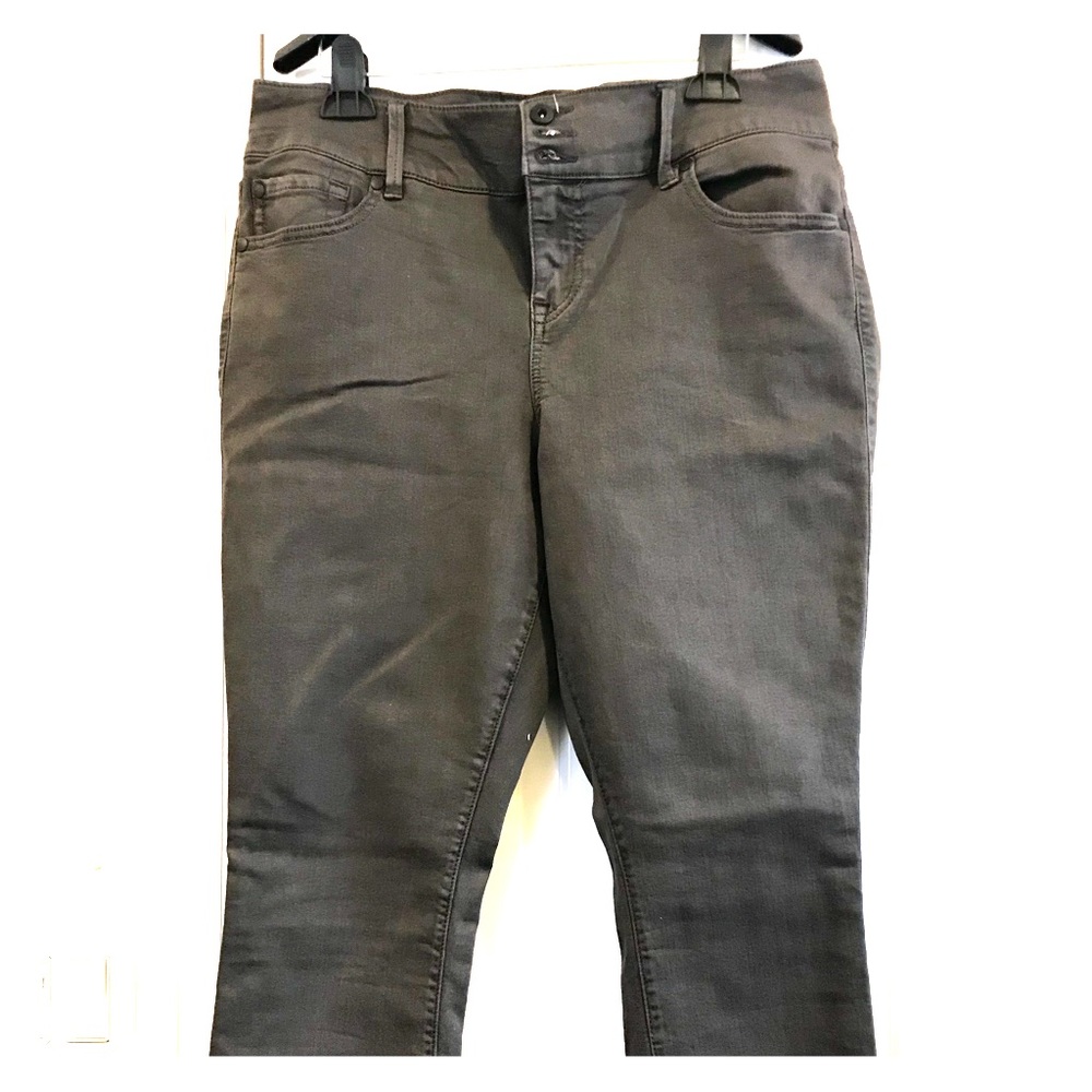Torrid  jeans : jegging style